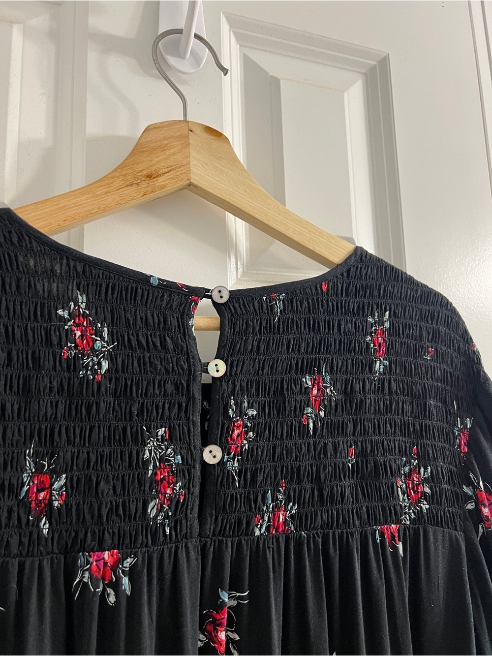 J. Jill Black Floral Smocked Yoke Top with Red Blooms -PXL - Picture 6 of 10